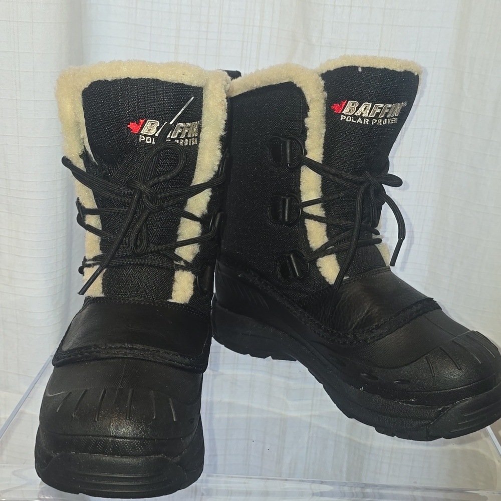Baffin Black Tessa Boots with White Fur Trim Winter Boots - Picture 2 of 16